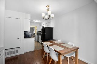 Vibrant 3BR Dallas Home, Near DFW, With Family-Friendly Amenities - Irving - 2