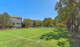 Paradise at Footprints Preston Beach - 5