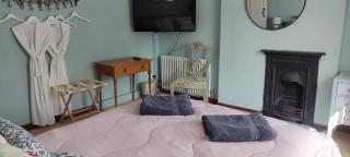 Bluebird Cottage - 4