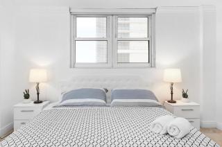 Oceanfront corner unit - 8