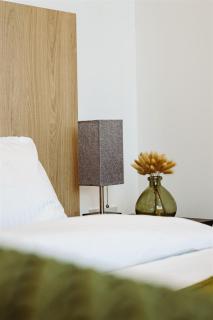 Torquay Gem Stylish 1-Bed Walk to Harbour &Beach - 2