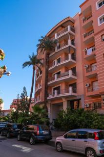 Charming Apartment Close to Carré Éden Guéliz - 9