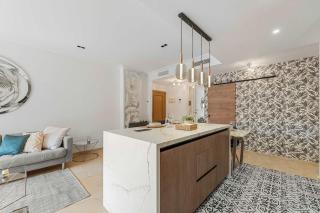 Chic Marbella Getaway - 4