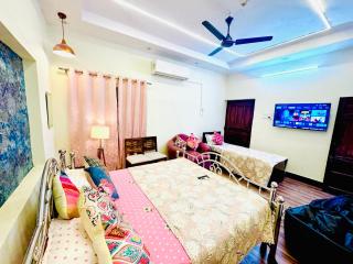 The Family Courtyard Suites - A Boutique Guest House Villa - 7