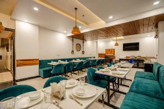 Royal Residence Near 32nd Avenue - Gurugram - 5