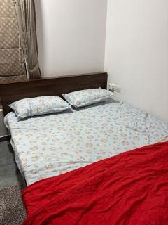 Cozy Urban Retreat in Vyttila - Kochi - 2