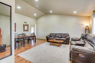 Dog-Friendly Family Home in Glendale Suburbs! - 6