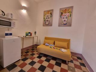 Donna Emma by Holiday World - 1