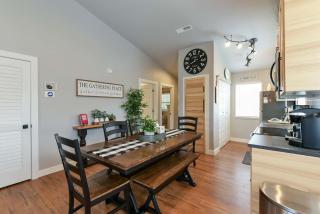 Table Rock Lookout Duo - Spacious Balcony - 0