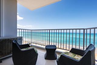 Beachfront Apartment in Marbella del Caribe - 2