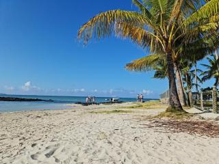 Authentic stay in Grand Gaube - 2