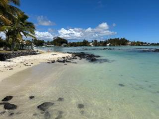 Authentic stay in Grand Gaube - 1