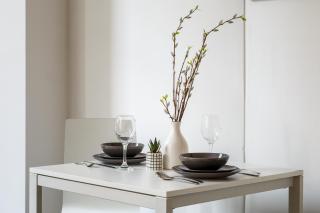 Modern City Centre Apartment in Bradford - 6