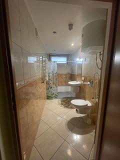 Dom nad Wisłą - pobyty rodzinne, grupowe, terapie - 6