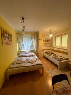 Dom nad Wisłą - pobyty rodzinne, grupowe, terapie - 4