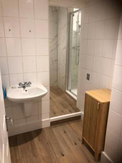 Brand new 75 square metre sea view apartment - 1