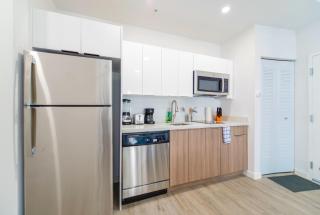 Modern Wynwood Stay with Rooftop Pool Access - 8