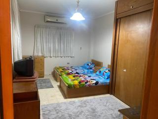 Elegant 2BR Apartment, Prime Location - El Cairo - 5