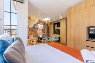 HOM I Amplio y luminoso Departamento en Barrio Lastarria - 2