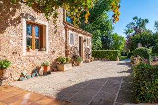 Finca Can Quadrat by Mallorca House Rent - 3