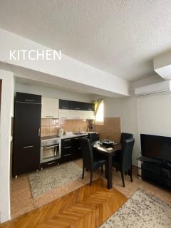 Dr Iliri Apartment - 4