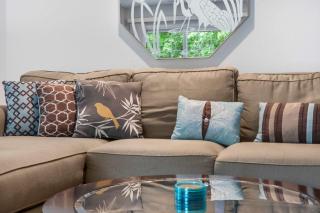 Lake Hideaway - Waterfront Condo with Resort Perks - 1