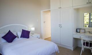 Zoprys Guest House 2 - 1