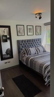 Depto moderno 2D 2B con estacionamiento y wifi - 0