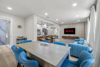 Minutes to Beach Tiki Bar Fire Pit Games - 2