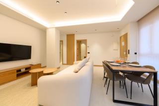 Amplio piso exterior de un dormitorio en el barrio La Latina Temporal SCR7B1 - 9