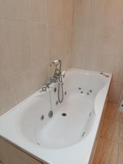 The Free Range Room at The Cracked Hen - 3