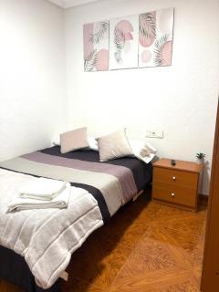 Residencial Leyra, Piso céntrico de 6 habitaciones, 8 camas - 2