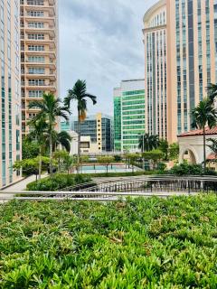 Cozy Studio Near Venice Mall Netflix WIFI - 9