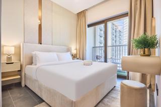 STAY BY LATINEM Luxury 1BR Holiday Home CC 3313 Near Burj Khalifa - 2