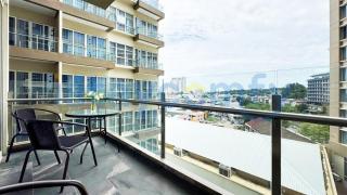 3BR Aston Residence 0701 City View - 2