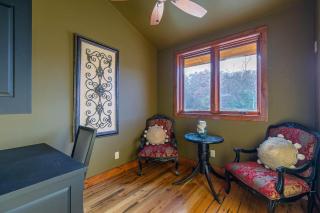 Bailey's Creek Lodge - 1