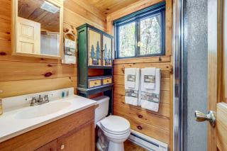 Hocking Hills Lake Gem with Hot Tub, Dock, 100 Acres - 1