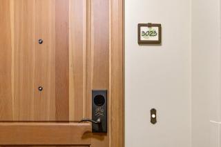 3023 Modern 1BR Retreat with Fireplace & Mountain Views - 4