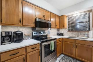 Stone Creek Retreat - 2 BR Home - 4