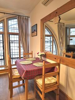 Original Trafalgar Square Apartment near Buckingham Palace - 5