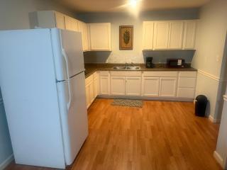 Cozy Private Apartment - 3