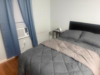 Cozy Private Apartment - 9