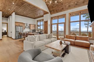 The Dire Wolf at Eagles Nest - 8