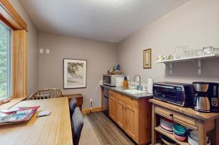 Riversong Retreat in Welches - 6