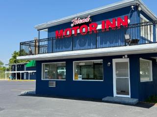 Island Motor Inn - 1