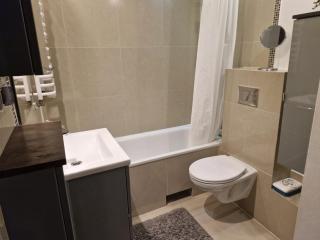 Blisko wszędzie - 1