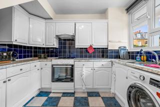 3 Bedrooms and SofaBed with Pool Table, Parking, Garden, WiFi, SmartTV - Pets Allowed - 3