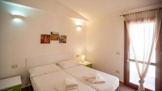 Uno spazio di verde incontaminato con piscina - 3