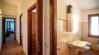 Uno spazio di verde incontaminato con piscina - 1