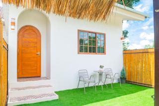 Patcharapon Resort - 2